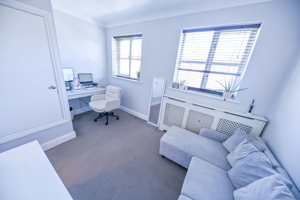 Knowle Avenue Knowle